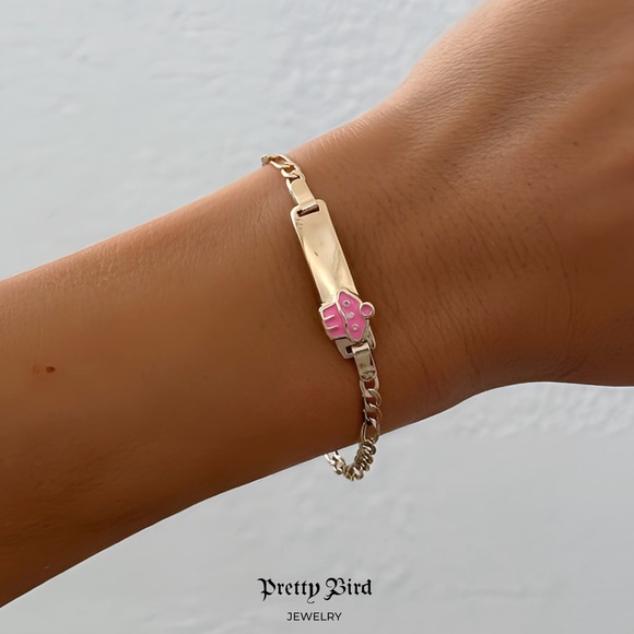 Pretty Bird Jewelry - 18k Yellow Gold Plated Pink Enamel Cupcake ID Figaro Bracelet